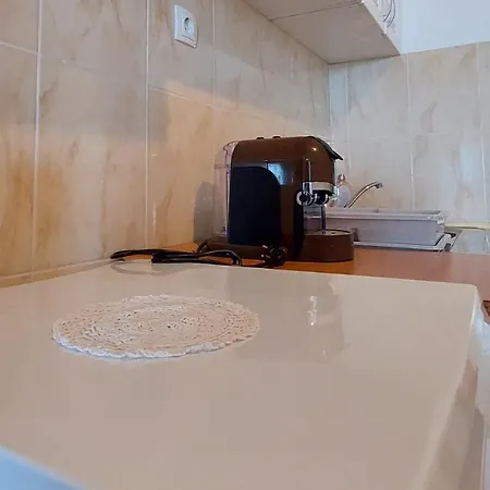 Seaview Apartament *