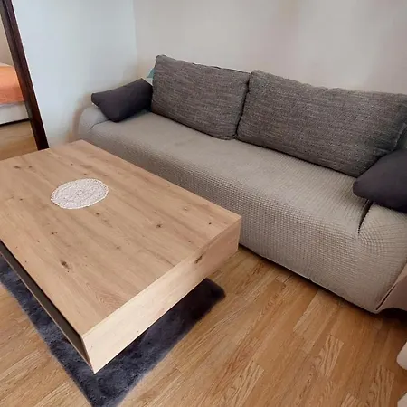 Seaview Apartament *